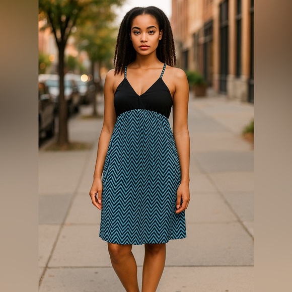 Volcom Blue Striped Halter Dress Medium - Picture 2 of 15